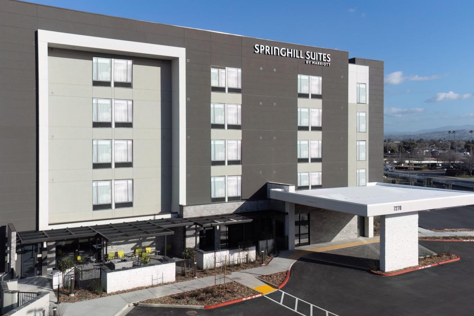 Springhill Suites By Marriott Pleasanton Exterior photo